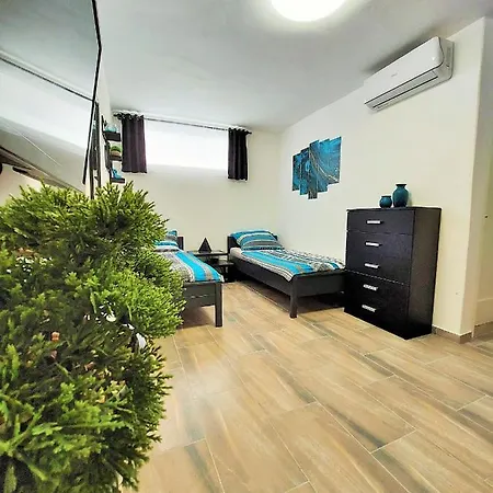 Maltasic Apartamento Vir