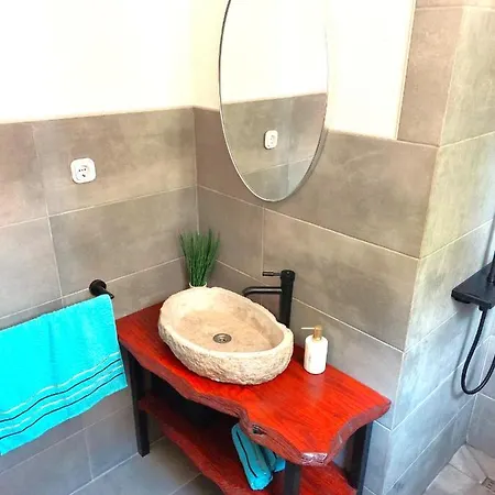 Maltasic Apartamento Vir