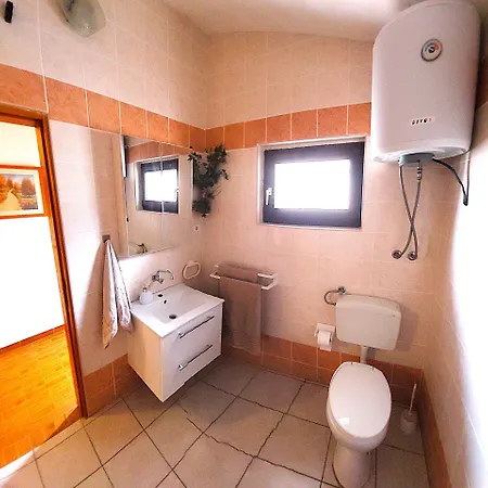 Apartment Maltasic Vir