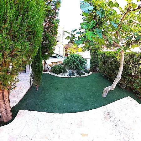 Maltasic Apartment Vir