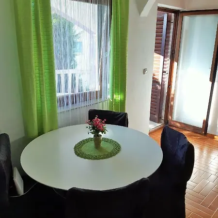 Apartment Maltasic Vir